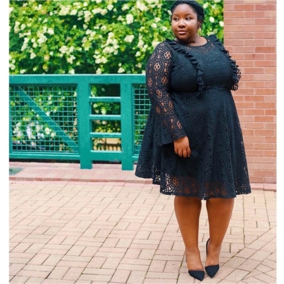 Eloquii Studio Lace Fit and Flare Dress Black Bell Sleeve Women’s Size 16 - Picture 1 of 11